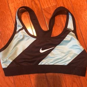 Wm XS Nike Sports Bra - Black and Green